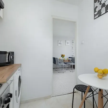 Wyjatkowy Apartament Dla Czterech Gosci W Centrum Szczecina By Rent Like シュチェチン